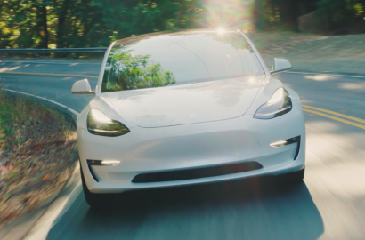 Tesla получила официальное разрешение на продажу Model 3 в Европе