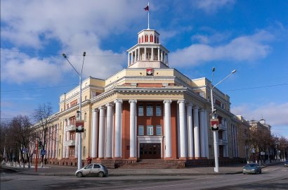В Кемеровской области отменили транспортный налог на электромобили